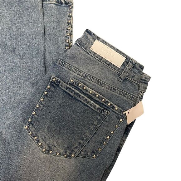 AKIRA Elevated Midi Rise Studded Slit Straight Leg Jeans 11 or 29 NWT - Picture 5 of 7